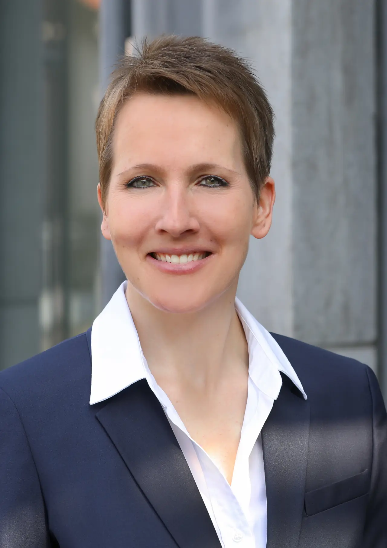 Jeannette Geske - Steuerberaterin | Master of Laws (LL. M.) | Diplom-Betriebswirtin (FH)